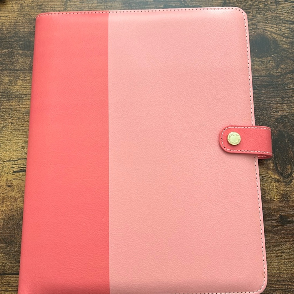 So Darling Folio in Color Block Pink